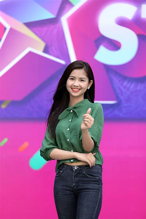 Hot girl chân khoèo mắt lác gây bất ngờ ở cuộc thi Miss Teen