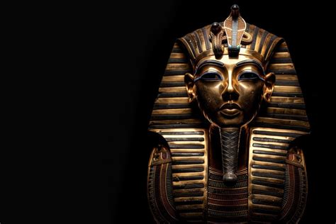 Premium Photo Pharaoh Tutankhamuns Golden Death Mask On Black Background