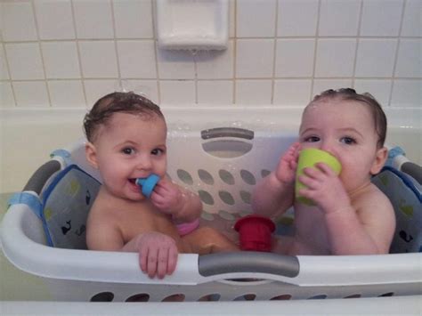 Bathing Twins Tips And Tricks To Make Double Bath Time Easier Funny