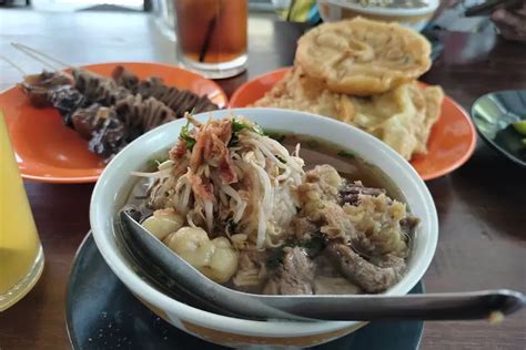 Inilah Warung Soto Terenak Di Sumedang Rekomendasi Menu Sarapan