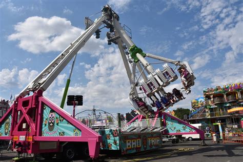 Fête de l âne Bamboche fête foraine étoiles Cinq idées de sorties