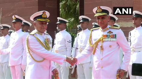 Admiral Karambir Singh takes over as the chief of the Naval staff ...