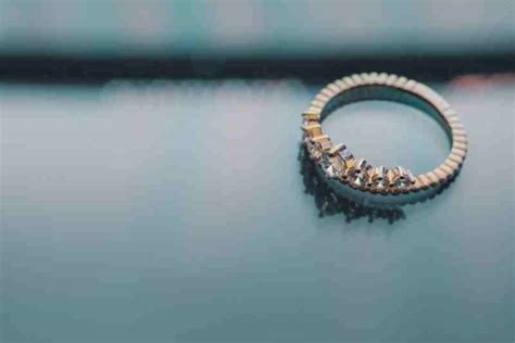 Comment Choisir La Bague De Fian Ailles Amplitude Association