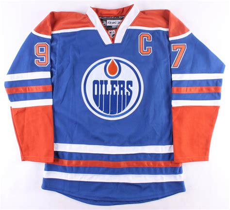 Connor Mcdavid Signed Oilers Captain Jersey Beckett Coa Pristine