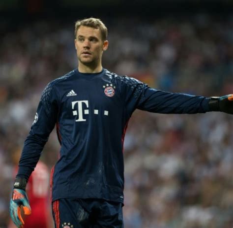 sp Fußball BL München Neuer Ancelotti Meldung FC Bayern Neuer nach