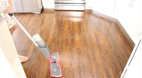 How To Clean Laminate Floor Without Smears Floor Roma