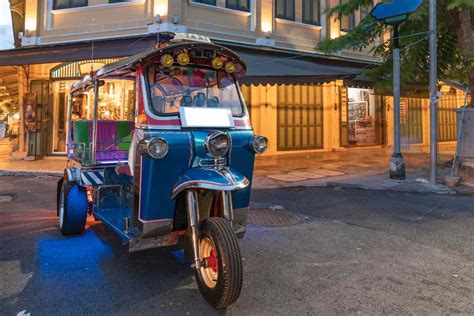 Tuk-Tuk: How to Use the Auto Rickshaws in Asia