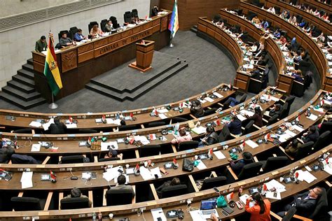 Acalorada Sesión En La Cámara De Diputados Por Polémica Ley Del Oro Jornada