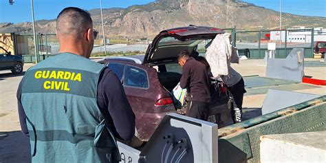 La Guardia Civil Investiga A Seis Personas Por El Hurto De M S De Una