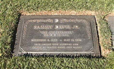 Sammy Davis Jr.'s grave (photo)