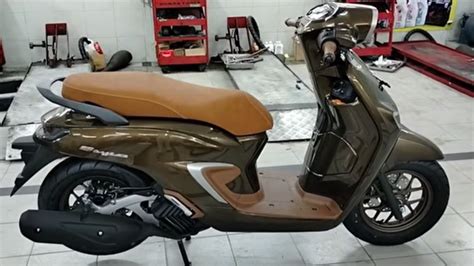 warna royal brown stylo  abs bikin tampilan motor makin berkelas