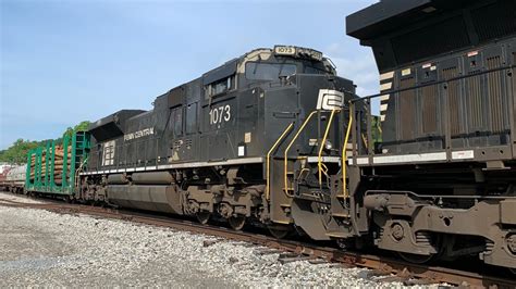 Norfolk Southern 1073 A Short Chase Of The Penn Central Heritage Unit