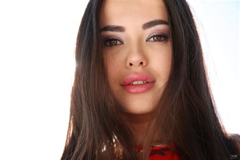 Li Moon Red Summer Fun Porn Pic