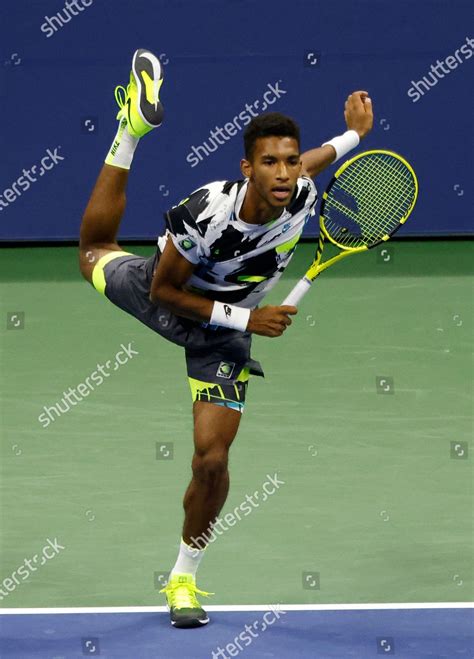 Felix Augeraliassime Canada Serves Andy Murray Editorial Stock Photo