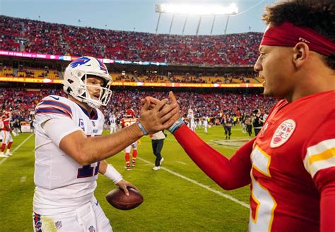 Josh Allen And Patrick Mahomes Shake Hands After The Game At Arrowhead