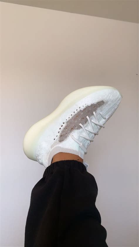 Yeezy 380 Calcite Glow Sneakers Fashion Running Shoes Outfits