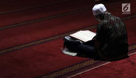 FOTO Suasana Malam Takbiran Di Masjid Istiqlal Jakarta Foto Liputan6