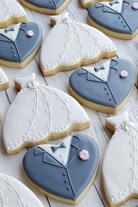 Decorated Wedding Cookies - jenniemarieweddings