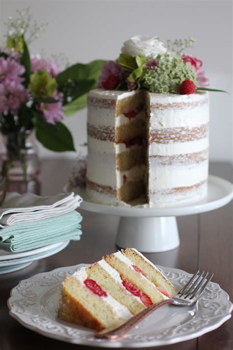 Uma Pitada De A Car Naked Cake De Lim O Baunilha E Frutas