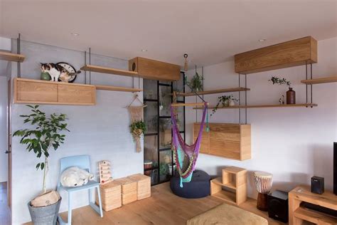 Cat Friendly Apartment in Japan Remodeled for Family's Furry Friend