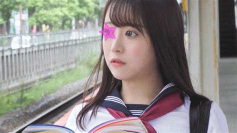 《特典有》【電車痴漢】★超々s級の美少女jkがまさかの痴漢待ち★嬉しそうに痴漢とベロチューしまくってからの本気汁まみれ生sex｜エッチな盗撮動画