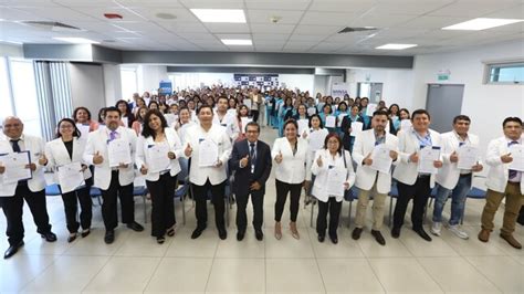 160 profesionales y técnicos de la salud de DIRIS Lima Norte pasan a la