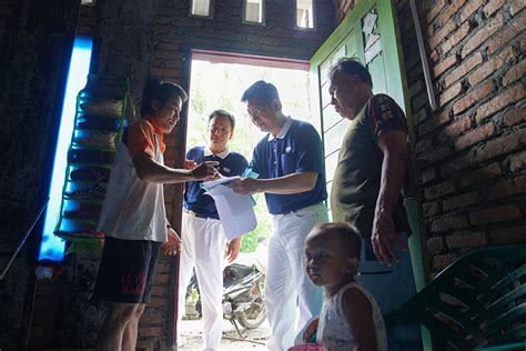 Tzu Chi Medan Membagikan 10 000 Paket Sembako Cinta Kasih Di Bulan