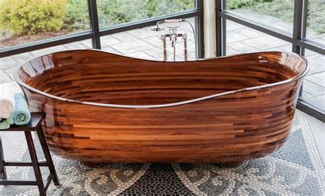 Wooden Bathtub For A Relaxing Bath Experience