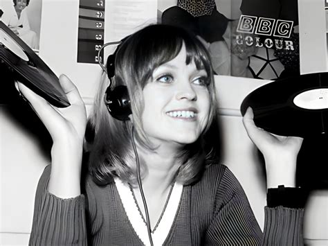 Annie Nightingale Bbc Radio 1s First Female Dj Dead At 83
