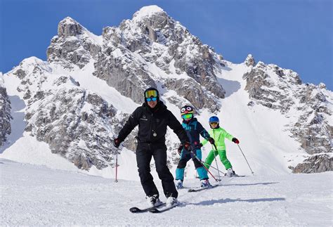 Best Time to Ski in Courchevel [Month by Month Review] - Courchevel.VIP