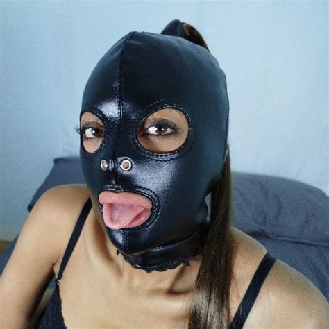 Pervert Bitch Sucks My Cock In The Bathtub And I Fuck Her Face With Leather Slave Mask XHamster