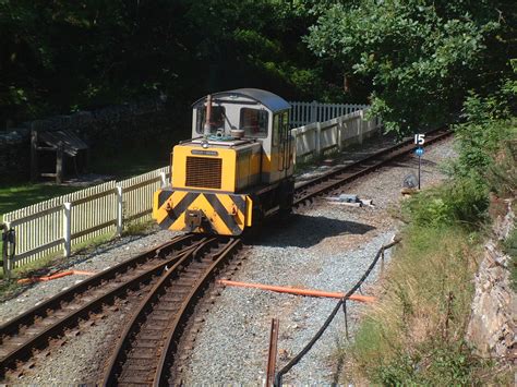 Dscf Ffestiniog Railway Harlech Castle At Tan Y Bwlc Flickr