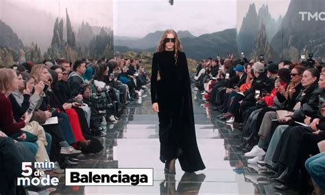 Minutes De Mode By Lo C Prigent L V Nement Balenciaga Le D Fil