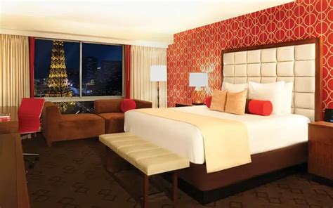 Horseshoe Rooms & Suites | Photos & Info | Las Vegas Hotels