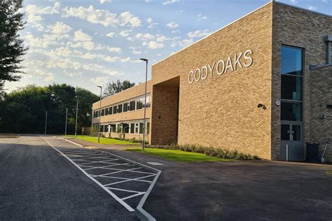 Fe News Tilbury Douglas Hands Over New Building For Samuel Cody