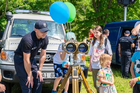 Expozi Ii Jocuri I Distrac Ie Mii De Copii Au Celebrat Ast Zi