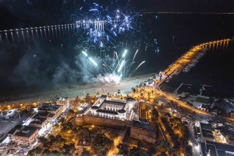 Spettacolo Pirotecnico A Manfredonia Le Foto Di Matteo Nuzziello