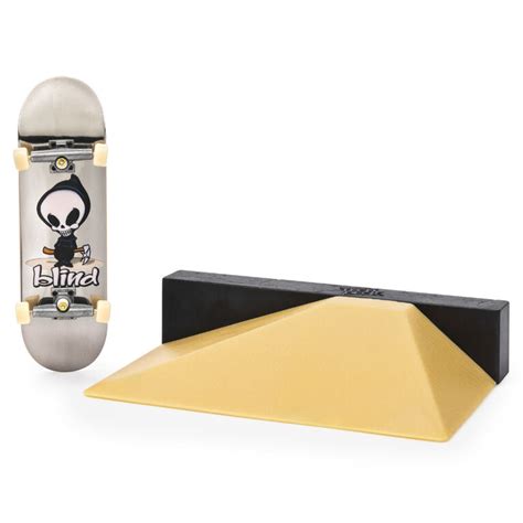 Tech Deck Street Hits Blind Skateboards Fingerboard With Mini Fun Box