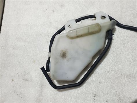 13 14 15 16 Triumph Daytona 675r Coolant Overflow Tank Reservoir 0018