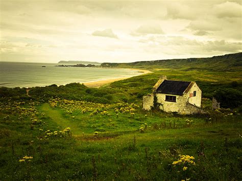 36,600+ Ireland Countryside Stock Photos, Pictures & Royalty-Free ...