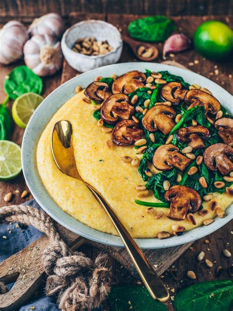 Polenta Mit Pilzen Spinat Und Pinienkerne Rezepte Vegane Gerichte