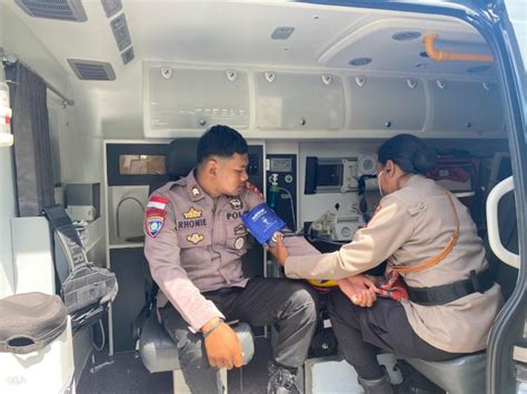 Subsatgas Dokkes Omb Polda Ntt Gelar Pelayanan Kesehatan Un