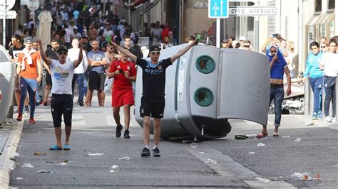 Russische Hooligans Waarschuwen Voor Rellen Tijdens WK Voetbal 2018