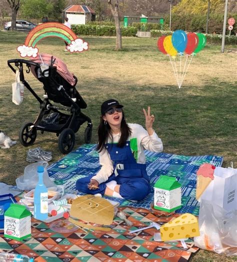 HOT Tóm dính Son Ye Jin Hyun Bin đưa quý tử ra ngoài chơi điểm thay đổi này của bé gây sốt