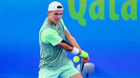 Jakub Mensik Beats Alejandro Davidovich Foki In Doha Atp Tour Tennis