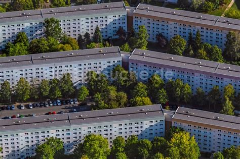 Leipzig Aus Der Vogelperspektive Plattenbau Hochhaus Wohnsiedlung An