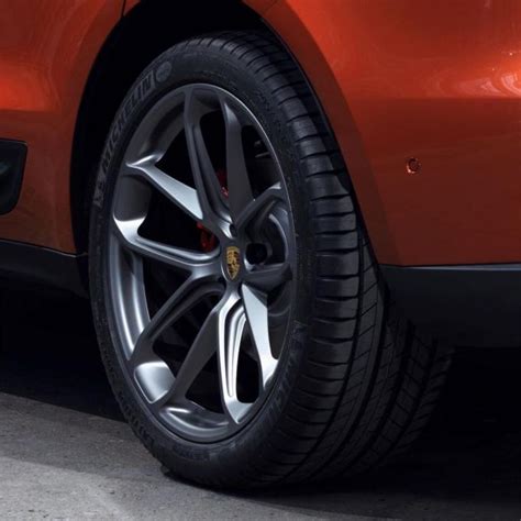 Custom Porsche Macan Gt Design Oem Wheel Platinum Paint Satin Matt