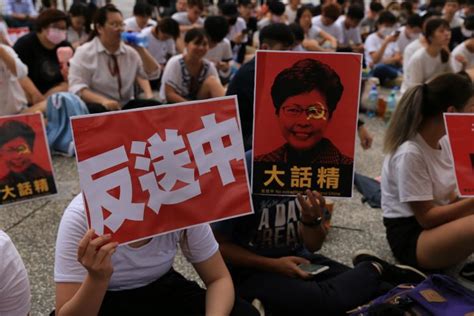 高雄在台港生聲援反送中 高喊：今天不做，未來還有機會做？ 公民行動影音紀錄資料庫