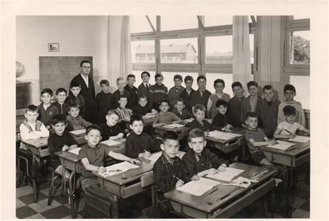 Photo De Classe Cours élémentaire 2ème Année De 1966 Ecole Groupe