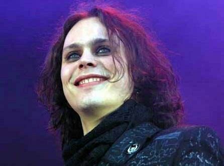 Pin By Makayle Cash On Ville Valo Ville Valo Ville Metal Magazine